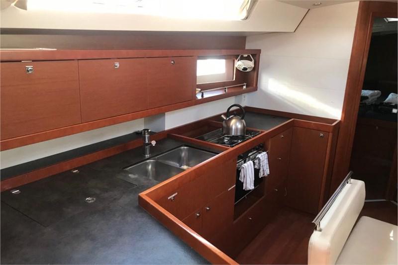 Book yachts online - False - Oceanis 45 (4Cab) - Alboran Gin Fizz (Mallorca/La Lonja) - rent