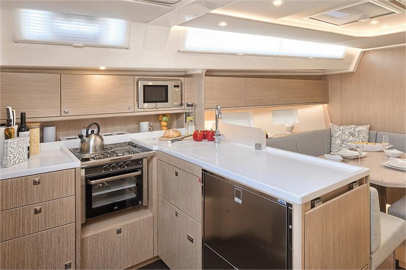 Book yachts online - False - Bavaria C45 (5Cab) - Bella - rent