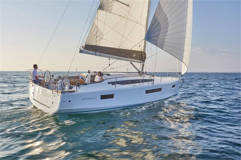 Book yachts online - False - Sun Odyssey 410 (3Cab) - Alboran Albariño (Mallorca/La Lonja) - rent