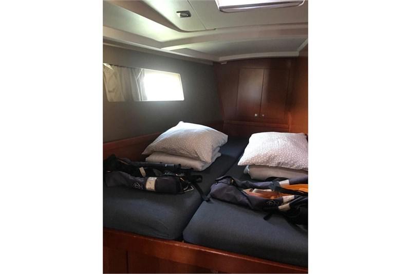 Book yachts online - False - Oceanis 45 (4Cab) - Alboran Gin Tonic (Radazul) - rent