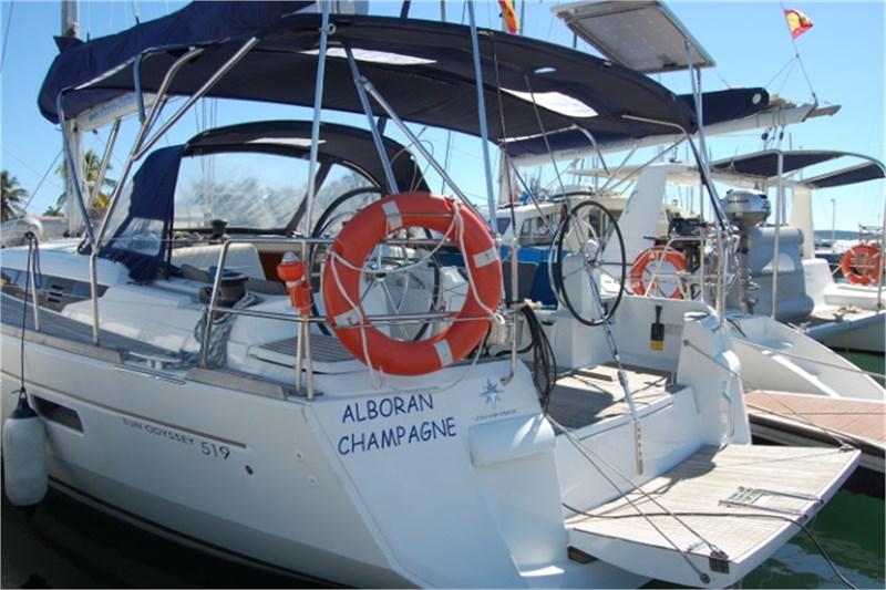 Book yachts online - False - Sun Odyssey 519 (5Cab) - Alboran Champagne - rent