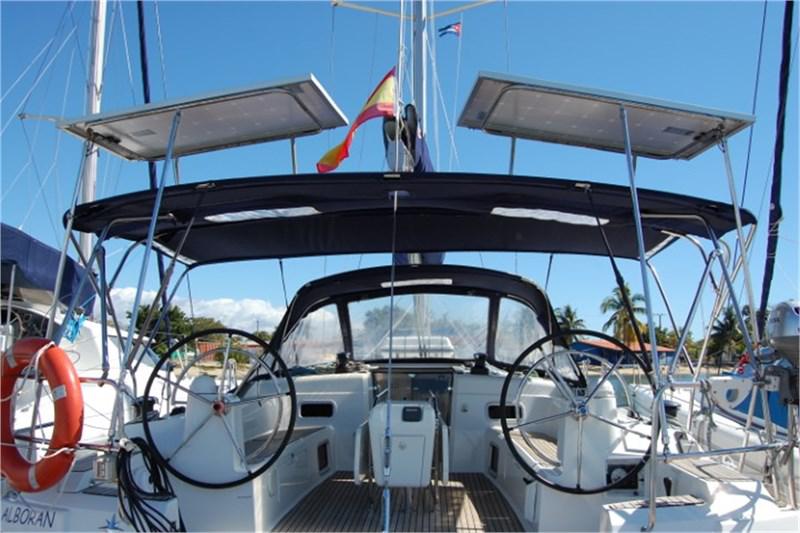 Book yachts online - False - Sun Odyssey 519 (5Cab) - Alboran Champagne - rent