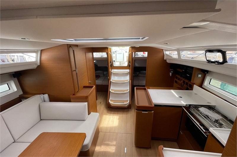 Book yachts online - False - Sun Odyssey 440 (4cab) - Alboran Amaretto (Radazul) - rent