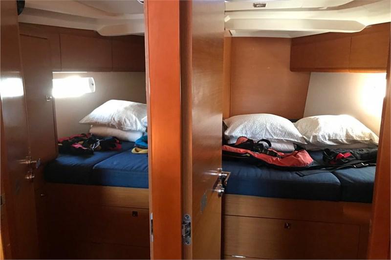 Book yachts online - False - Sun Odyssey 519 (5Cab) - Alboran Bourbon (Las Galletas/Marina del Sur) - rent