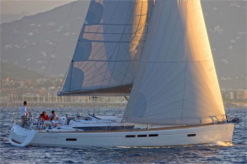 Book yachts online - False - Sun Odyssey 519 (5Cab) - Alboran Prosecco (Palmeira) - rent