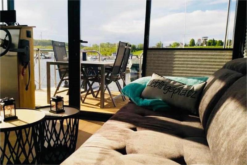 Book yachts online - False - Campi 400 - Bella donna III - rent