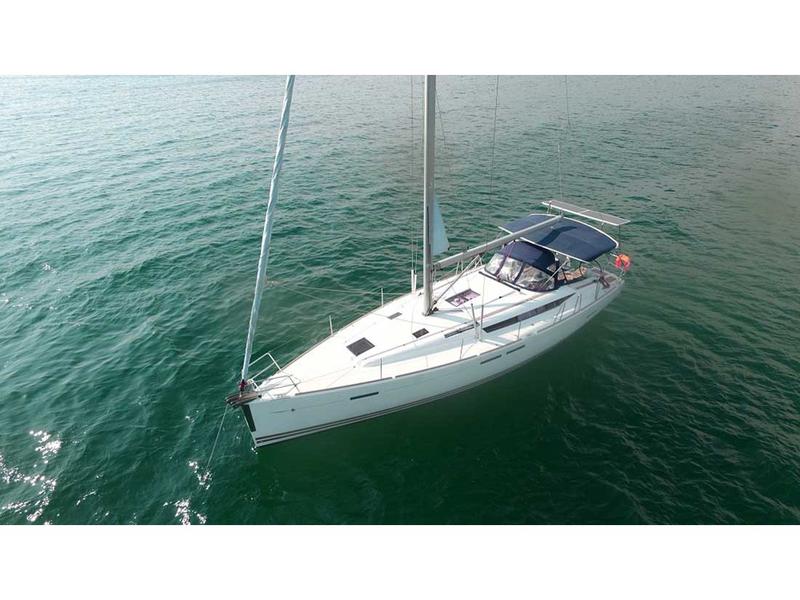 Book yachts online - sailboat - Sun Odyssey 439 - Lucky 7 - Refit 2021 - rent