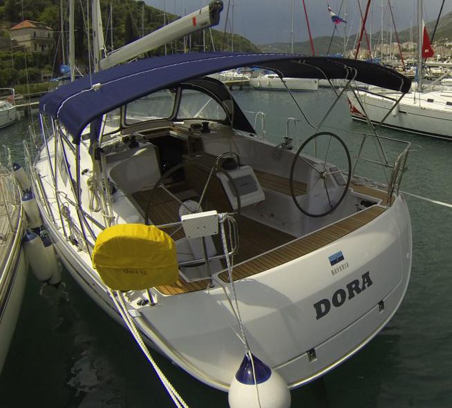 Book yachts online - sailboat - Bavaria Cruiser 37 - Dora - rent