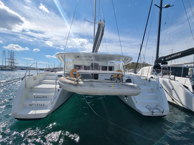 Book yachts online - catamaran - Lagoon 450F - Lalouche - rent