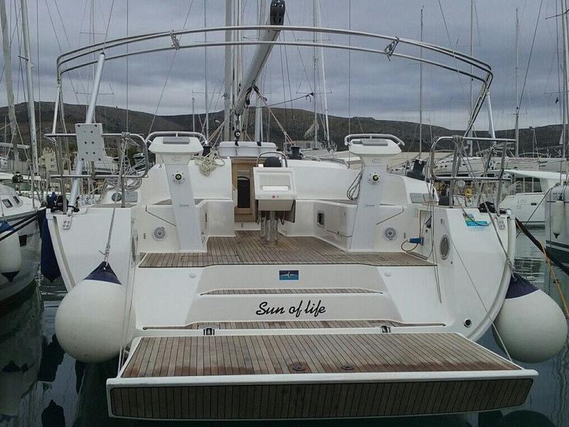 Book yachts online - sailboat - Bavaria Cruiser 46 - SUN OF LIFE - rent
