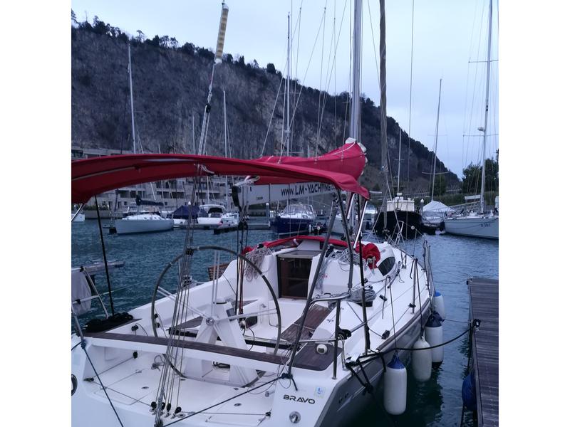 Book yachts online - sailboat - Elan 340 - BRAVO - rent