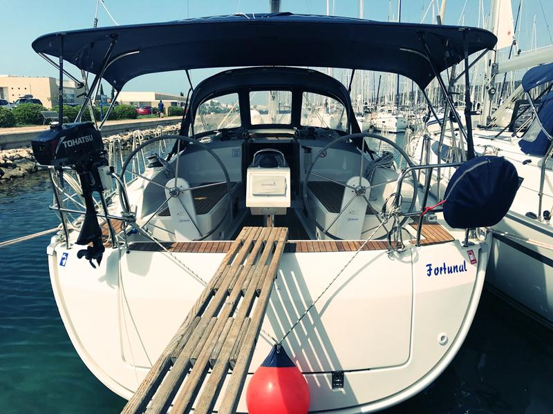 Book yachts online - sailboat - Bavaria Cruiser 37 - Fortunal - rent