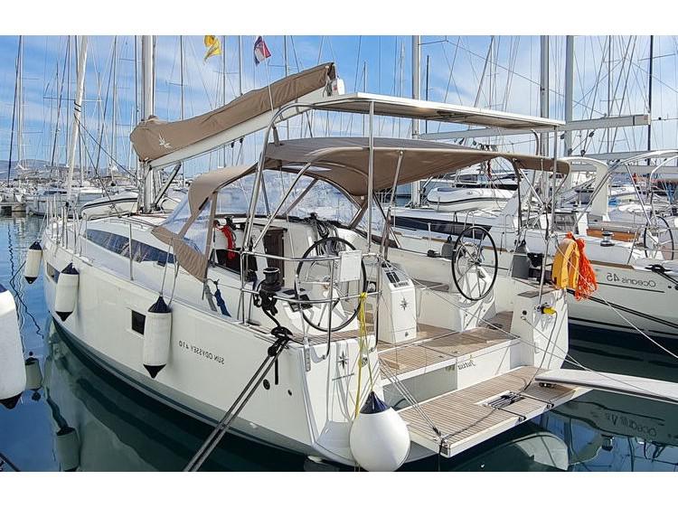 Book yachts online - sailboat - Sun Odyssey 410 - Jutisa - rent