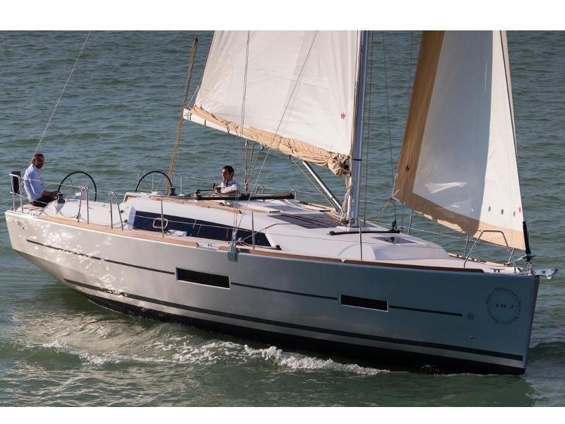 Book yachts online - sailboat - Dufour 382 Grand Large - Can Can - rent