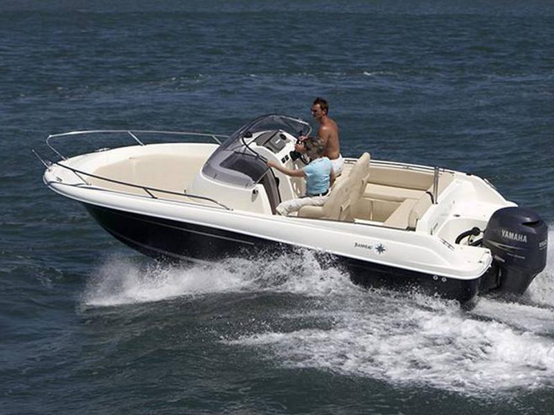 Book yachts online - motorboat - Jeanneau Cap Camarat 6.5 WA S2 -  - rent