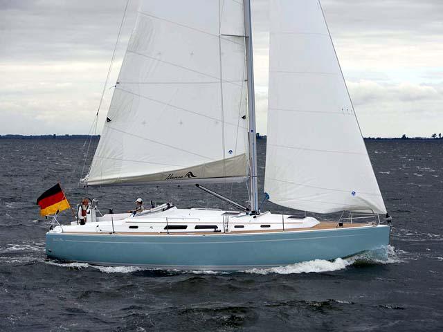 Book yachts online - sailboat - Hanse 400 - Kumatos Hantos - rent