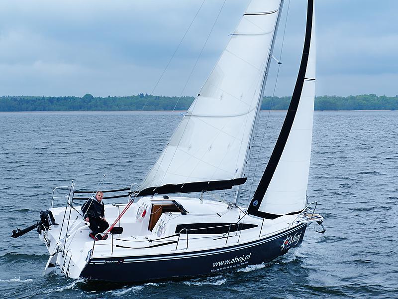 Book yachts online - sailboat - Maxus 26 Prestige + 8/0 - ANUBIS  - rent