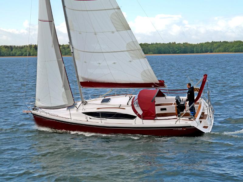 Book yachts online - sailboat - Maxus 33.1 RS Prestige - Wind Rose - rent