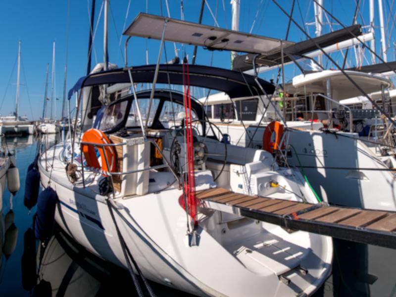 Book yachts online - sailboat - Bavaria 38 - Arcturos - rent