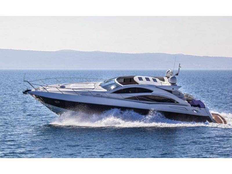 Book yachts online - motorboat - Predator 62 - Ena I - rent