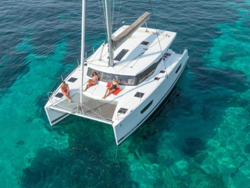 Book yachts online - catamaran - Fountaine Pajot Lucia 40 - Valeriia - rent
