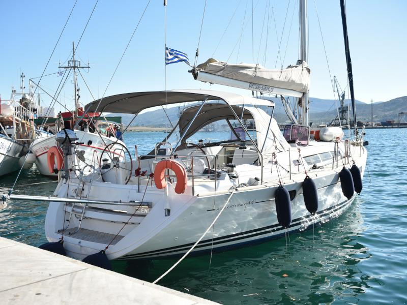 Book yachts online - sailboat - Sun Odyssey 44 i - Eleni (NEW sails 2021) - rent
