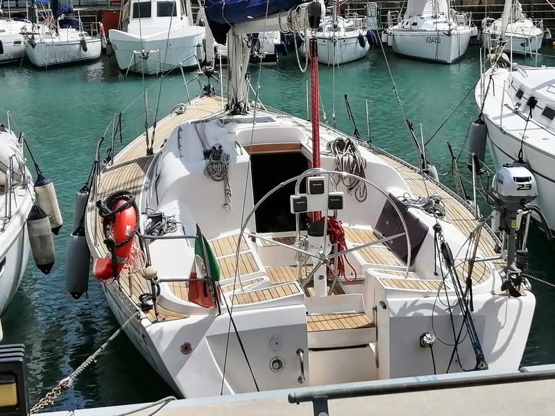 Book yachts online - sailboat - Elan 40 - Peter Pan - rent