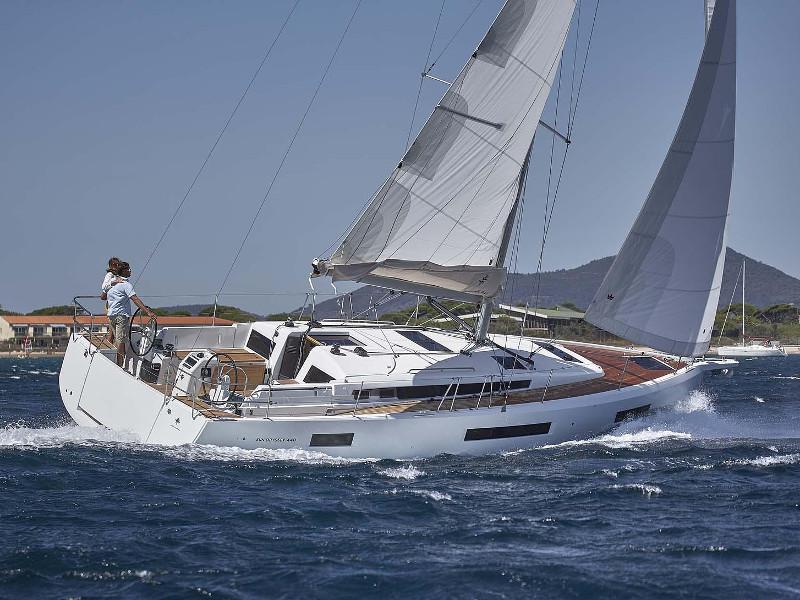 Book yachts online - sailboat - Sun Odyssey 440 - Malala - rent