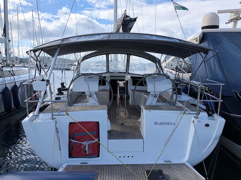 Book yachts online - sailboat - Hanse 455 - - - rent