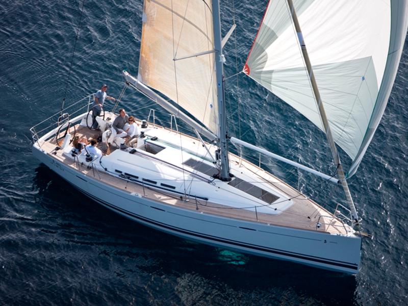Book yachts online - sailboat - Beneteau First 45 - Carmenta - rent