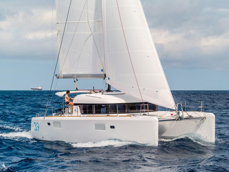 Book yachts online - catamaran - Lagoon 39 - My cat - rent