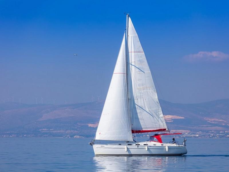 Book yachts online - sailboat - Beneteau Cyclades 43.3 - ARKINA - rent