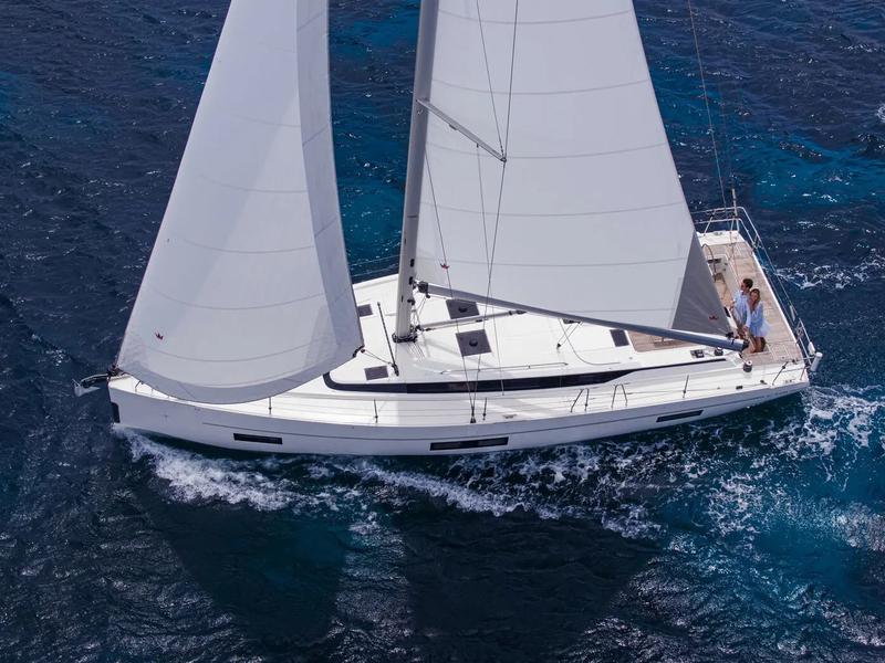 Book yachts online - sailboat - Bavaria C45/4 cbs - CL- 45C-19-G - rent
