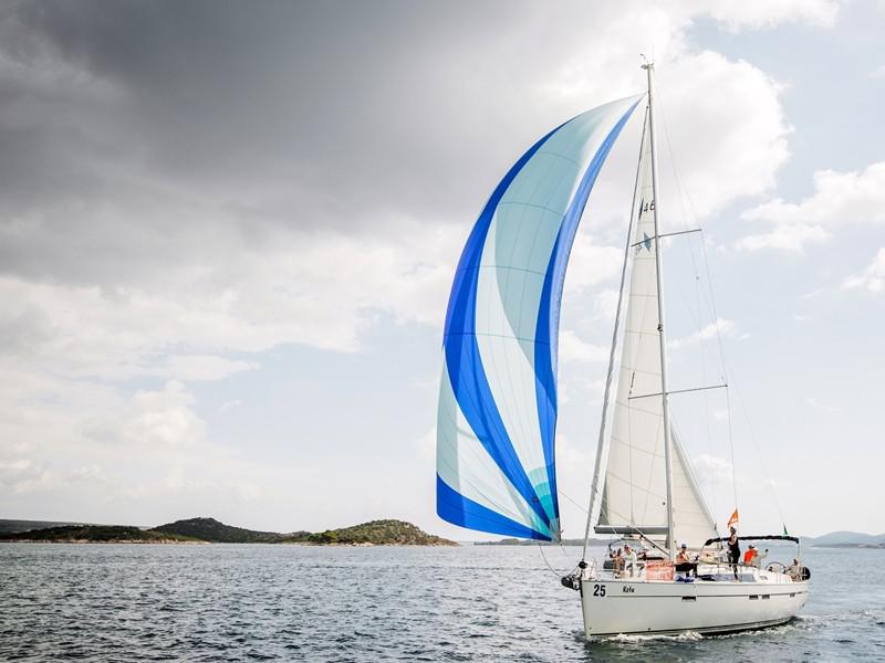 Book yachts online - sailboat - Bavaria Cruiser 46 - Spectra - rent