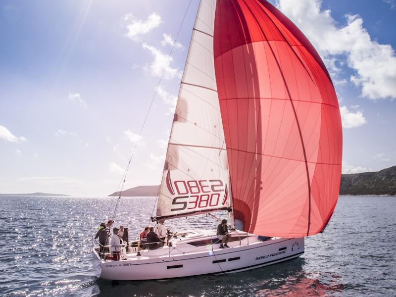 Book yachts online - sailboat - Salona 380 - Frane - rent