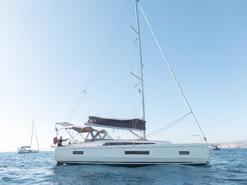 Book yachts online - sailboat - Oceanis 40.1 - KOS 40.2 - rent