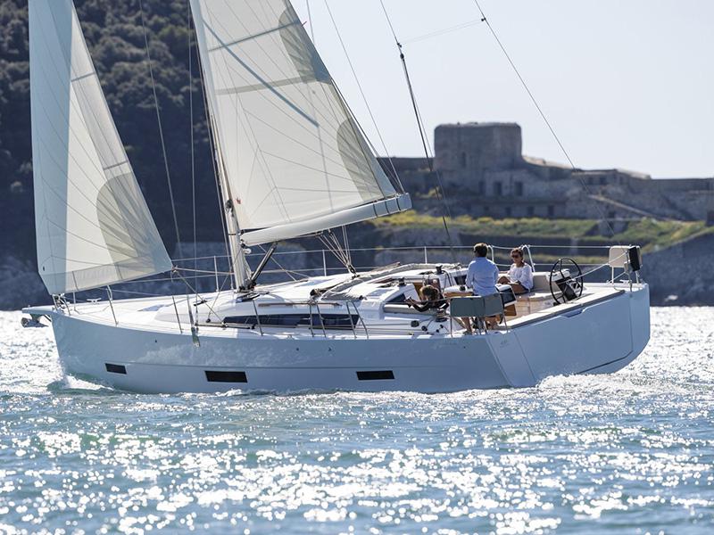 Book yachts online - sailboat - Dufour 430 GL - SWEETEST TAB00 - rent