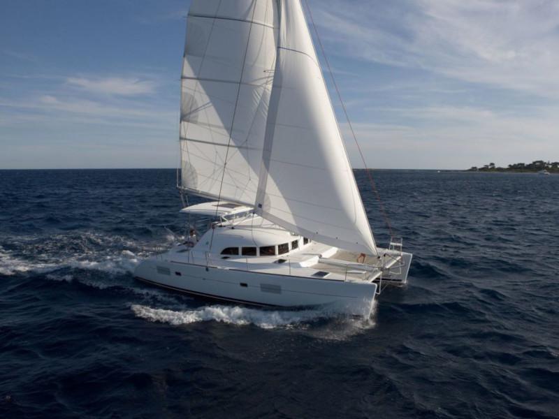 Book yachts online - catamaran - Lagoon 380 S2 - Malvasia - Standard line - rent