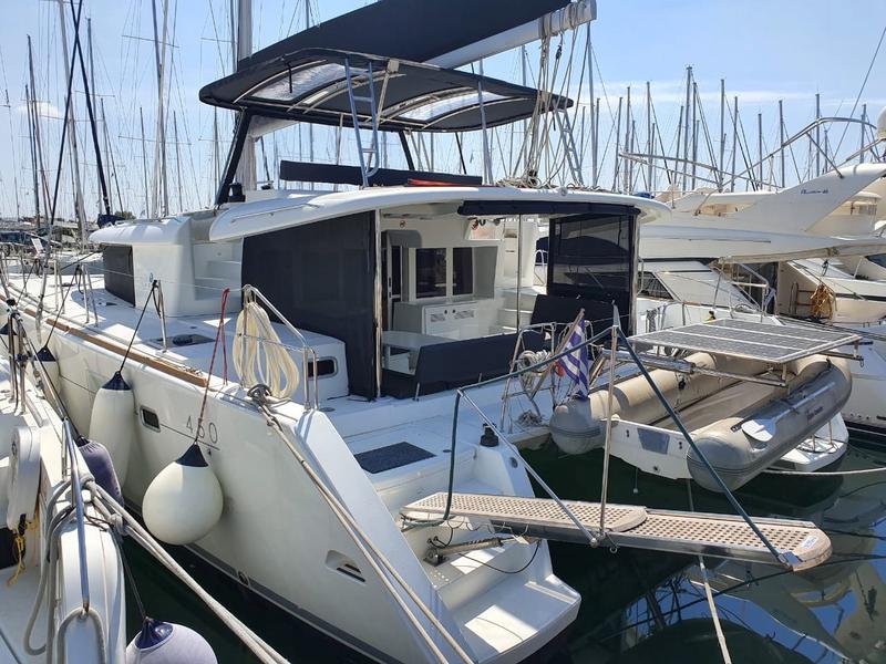 Book yachts online - catamaran - Lagoon 450F - Dioni - rent