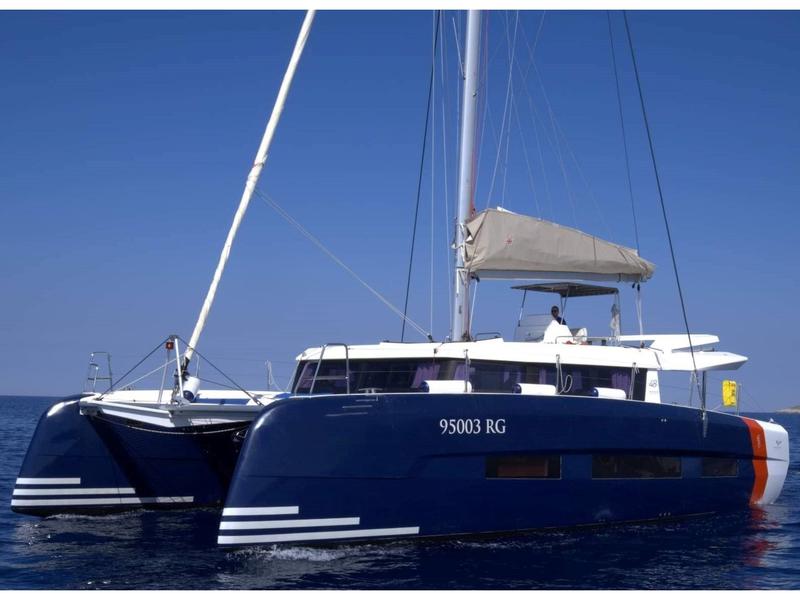 Book yachts online - catamaran - Dufour 48 Catamaran - NOX - rent