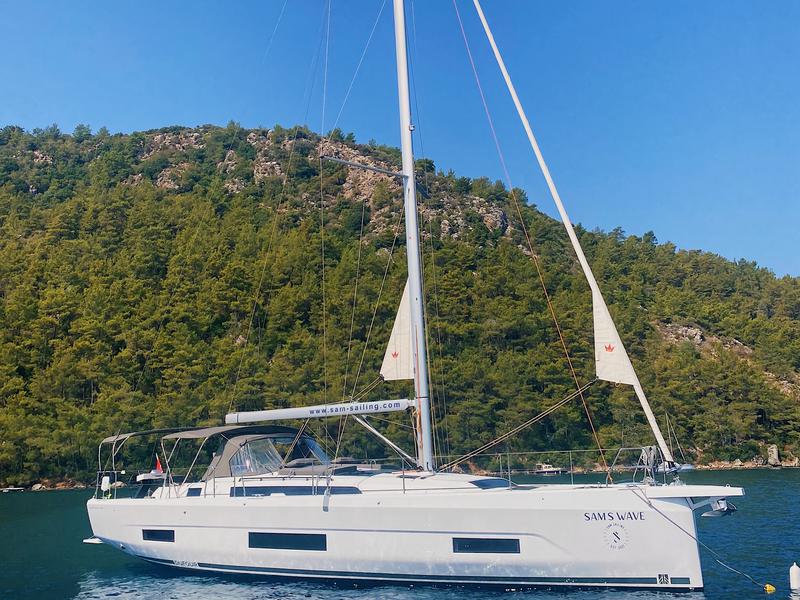 Book yachts online - sailboat - Dufour 470 - SAM'S WAVE - rent
