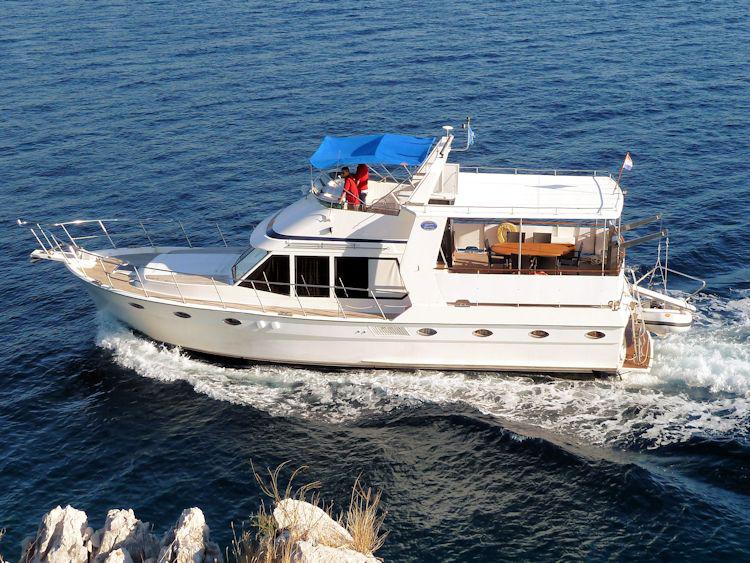 Book yachts online - motorboat - Staryacht 1670 - Milu  - rent