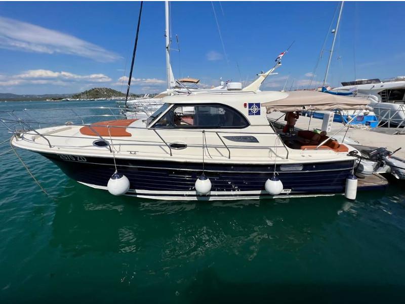 Book yachts online - motorboat - Adriana 36 - Morska Zvijezda 1 - rent