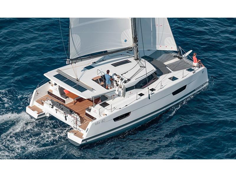 Book yachts online - catamaran - Isla 40 - Angelica - rent