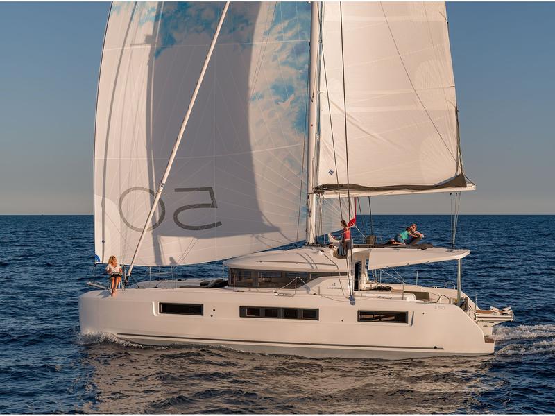 Book yachts online - catamaran - Lagoon 50 - Alchera - rent
