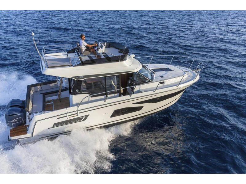 Book yachts online - motorboat - Merry Fisher 1095 FLY - Raptor - rent