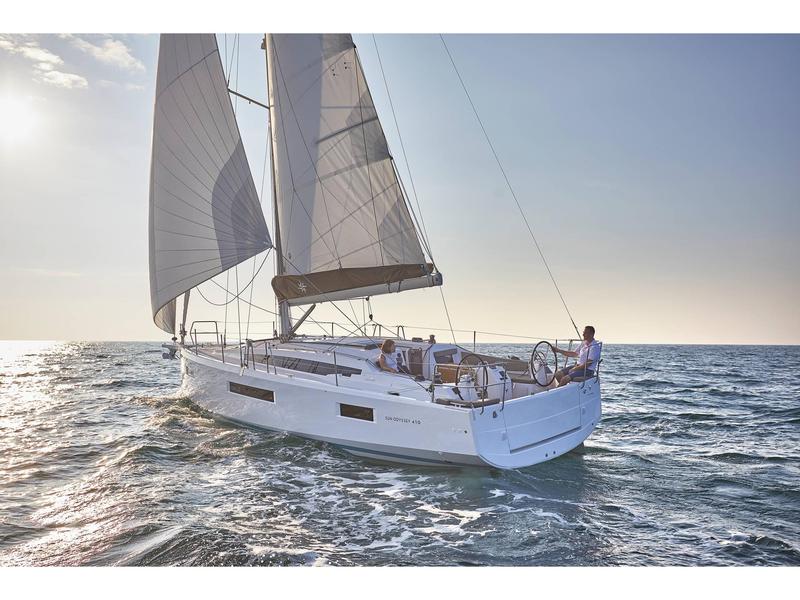 Book yachts online - sailboat - Sun Odyssey 410 - First Date - rent