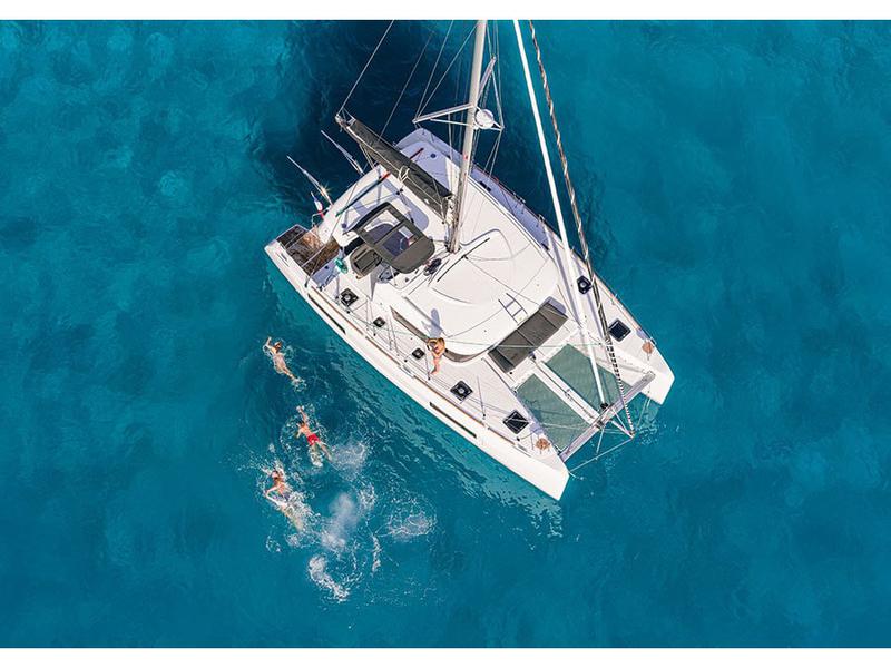 Book yachts online - catamaran - Lagoon 40 - DJ - rent
