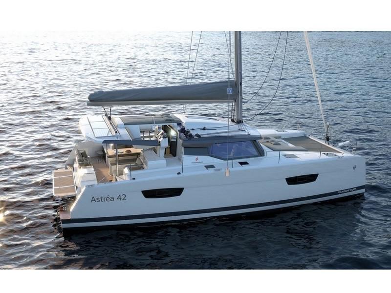 Book yachts online - catamaran - Astréa 42 - 4 cabines - Vicarello - rent