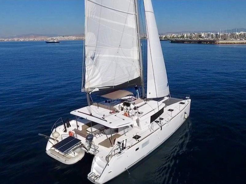 Book yachts online - catamaran - Lagoon 450 Fly (Genarator,A/C,Water Maker,Inverter) - ALKISTIS - rent